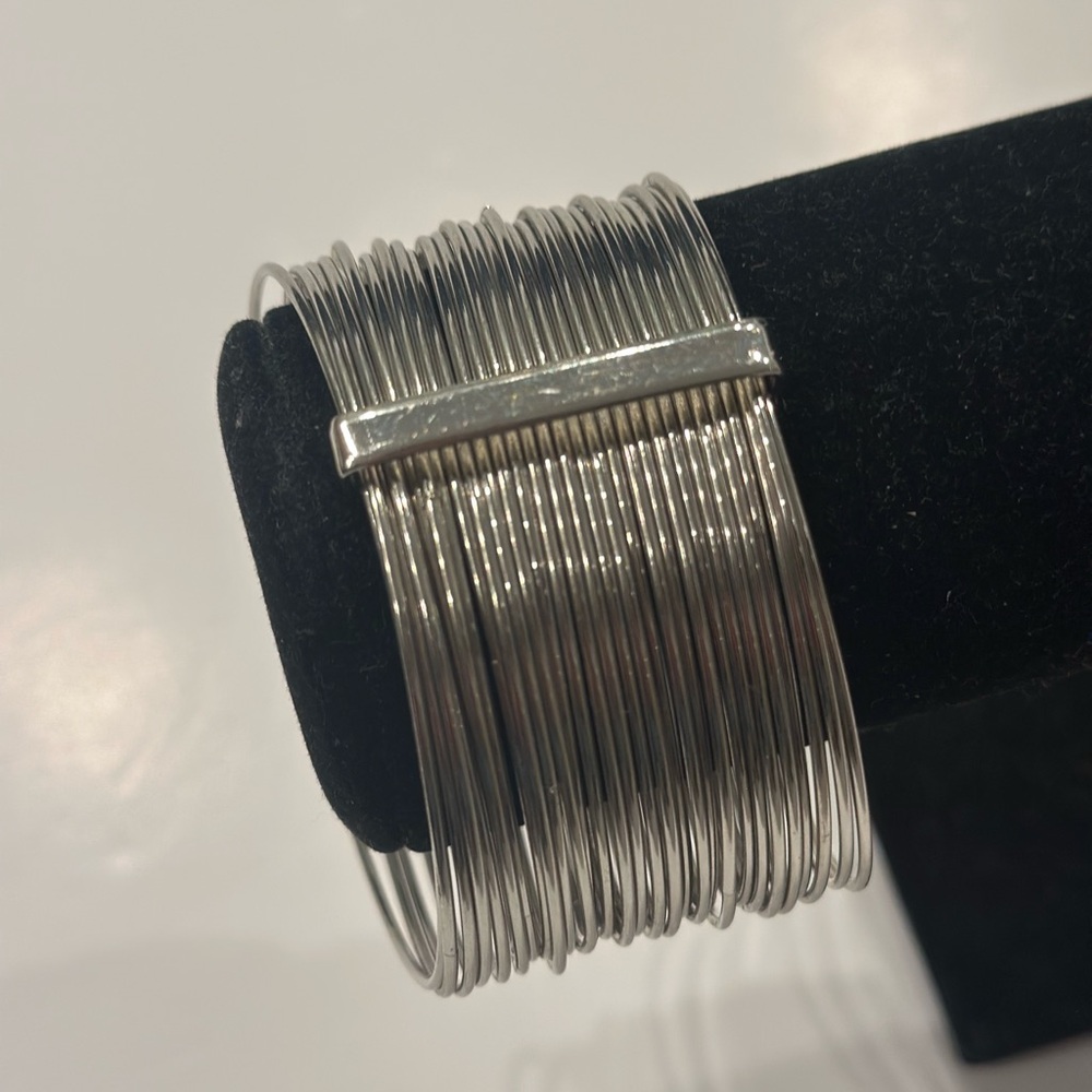 Elegant Silver Wire Bangle Bracelet